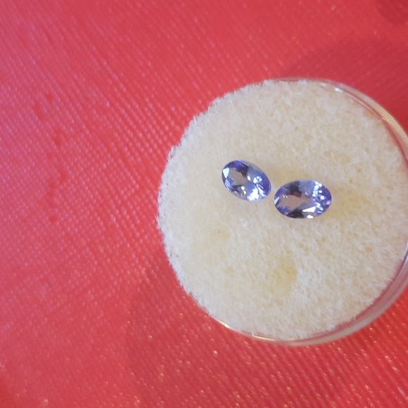 Real tanzanite - Picture 2 of 2